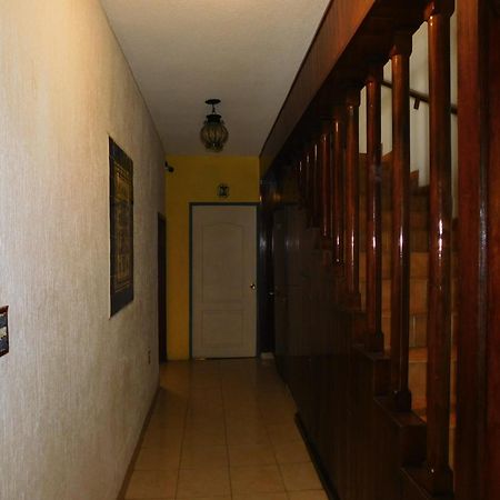 Casona Luciernaga-Casa De Huespedes Guest House เลออน ภายนอก รูปภาพ
