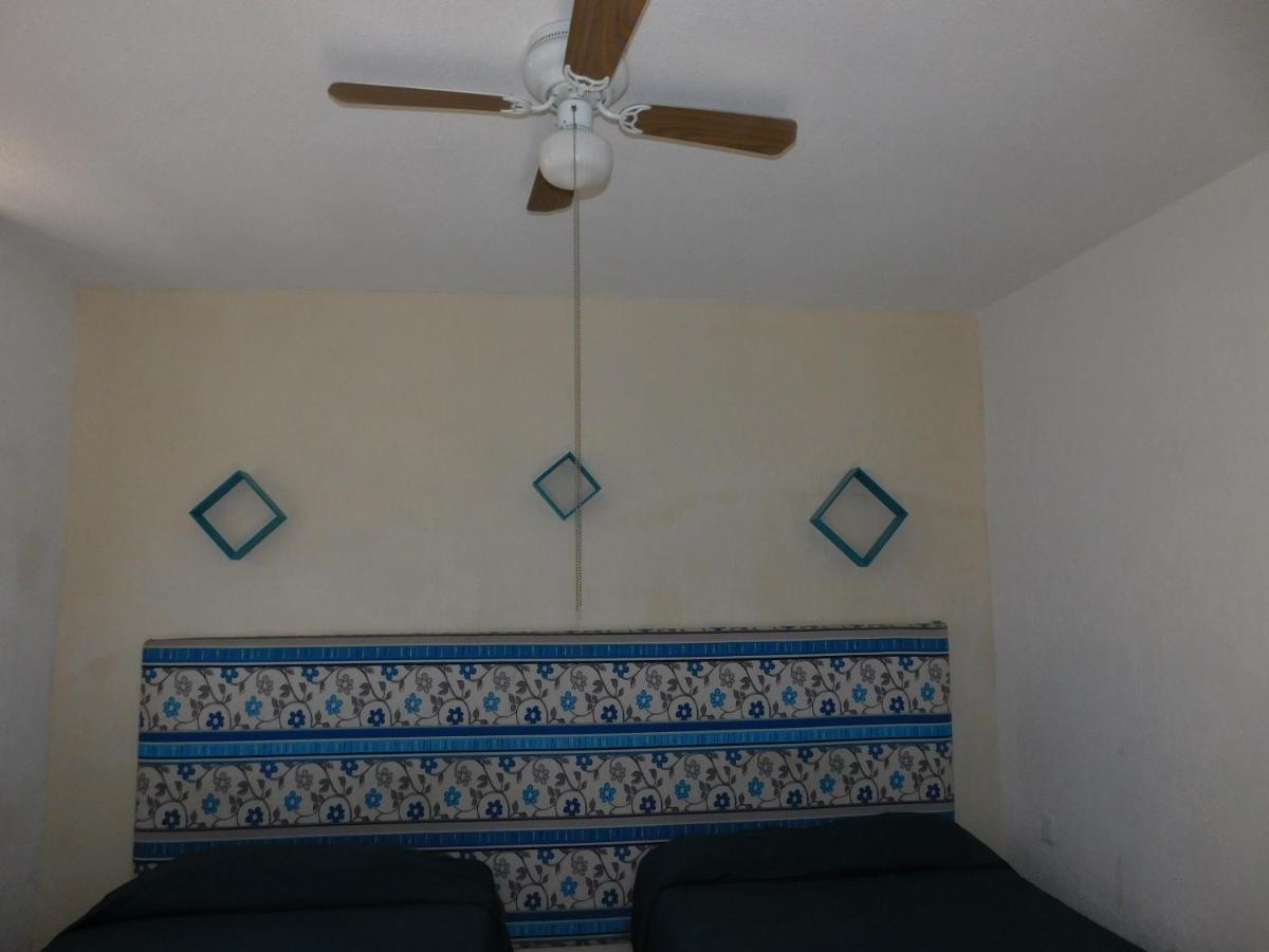 Casona Luciernaga-Casa De Huespedes Guest House เลออน ภายนอก รูปภาพ