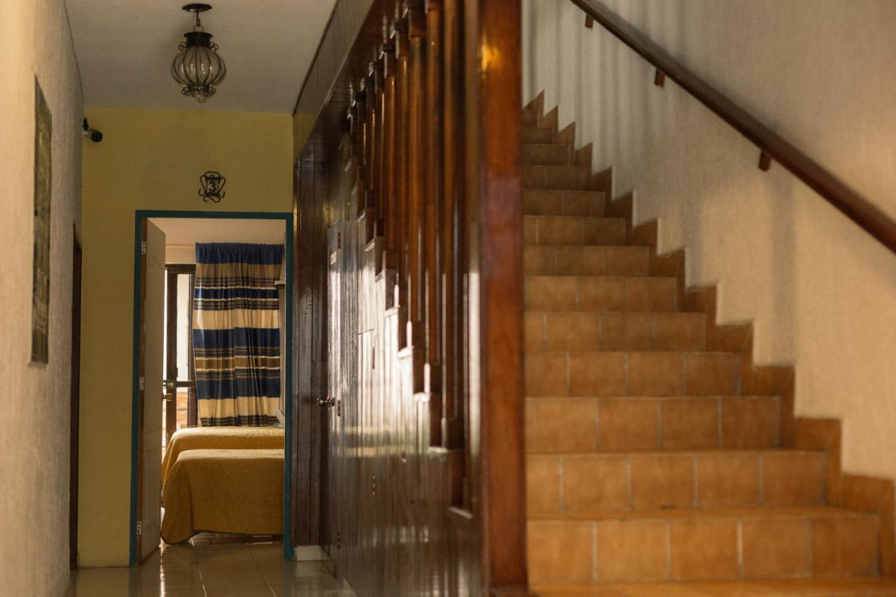 Casona Luciernaga-Casa De Huespedes Guest House เลออน ภายนอก รูปภาพ