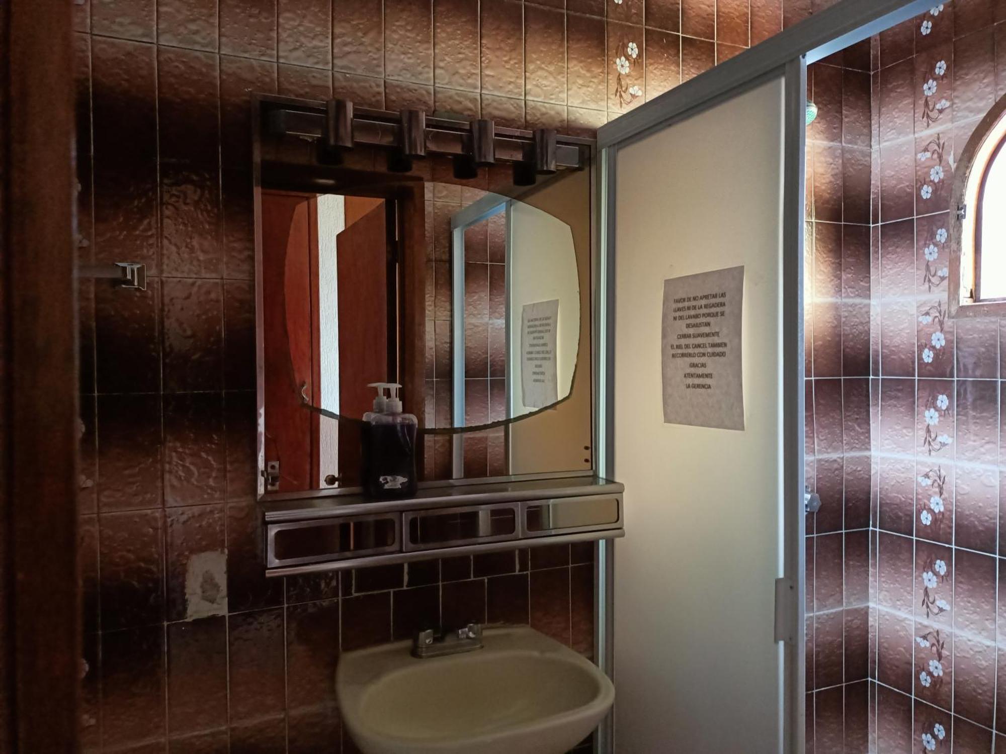 Casona Luciernaga-Casa De Huespedes Guest House เลออน ภายนอก รูปภาพ